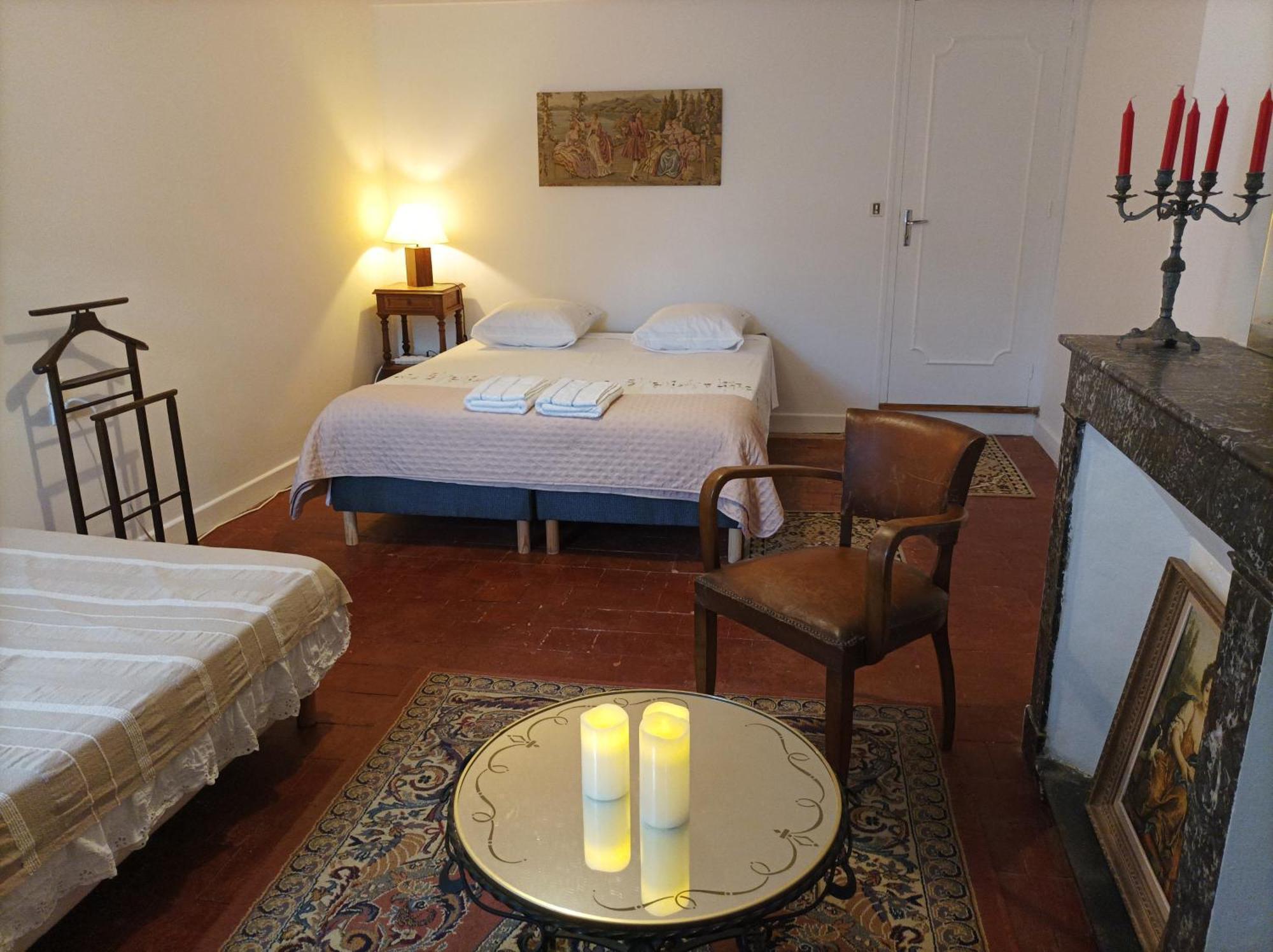 La Maison Au Bord De L'Eau Gracay Luaran gambar